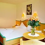 Hotel Alpin-hotel Schrofenblick 4*
