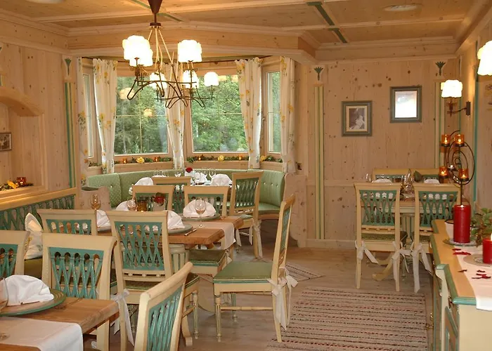 מלון Alpin-hotel Schrofenblick מאיירהופן